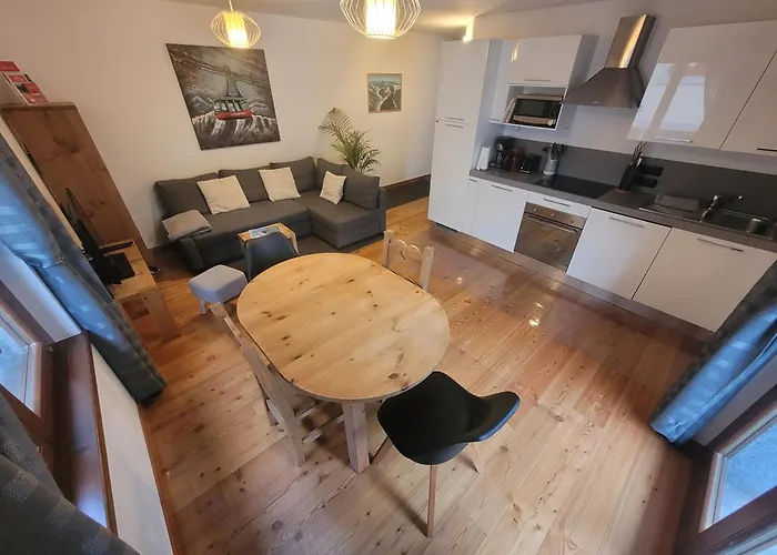 Cham\'Heart, 4-Star Apartments In Chamonix Centre With Free Private Parking